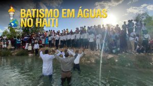 GIDEÕES REALIZA UM LINDO BATISMO NO PROJETO HAITI